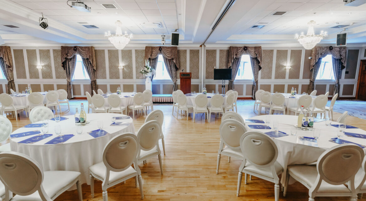 Cabaret Style Clanrye Suite