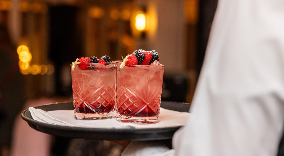 Cocktail 1742 Lounge