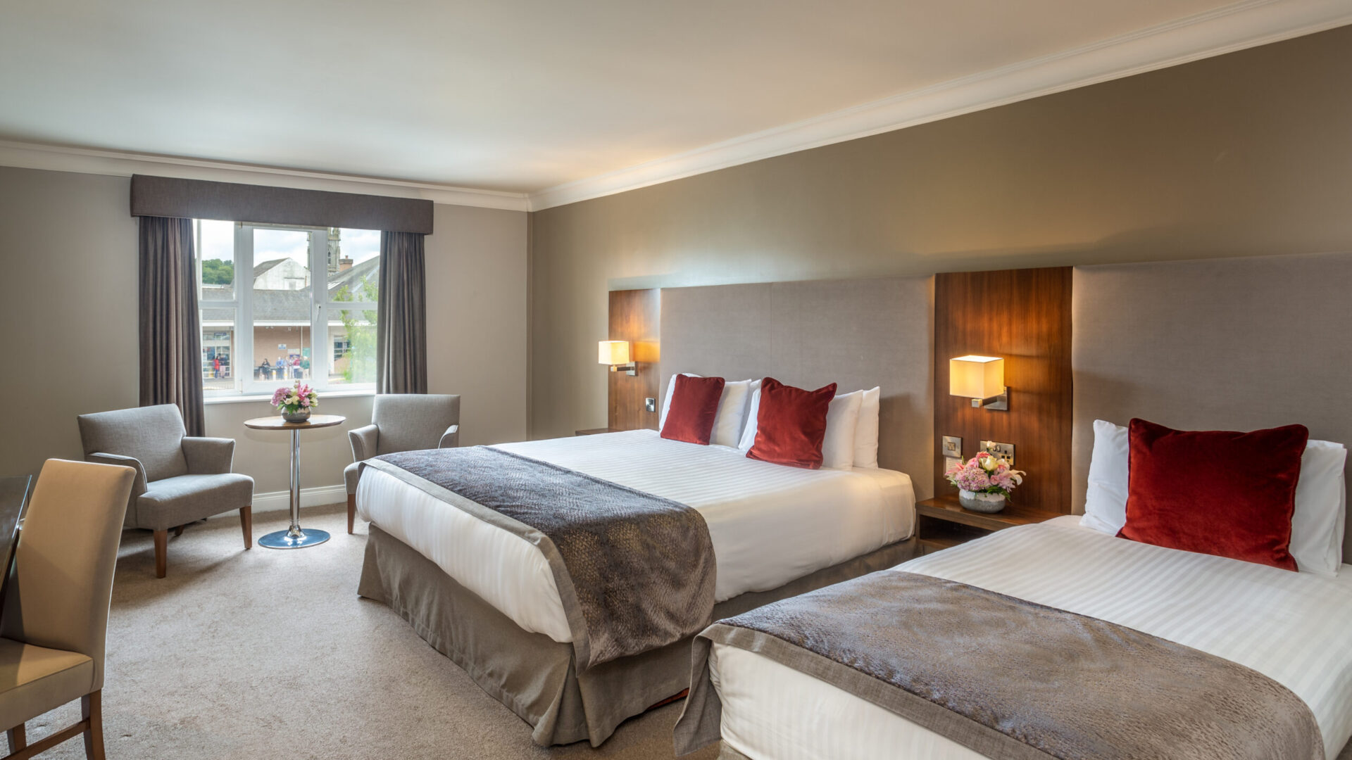 Deluxe Triple 1double 1 single