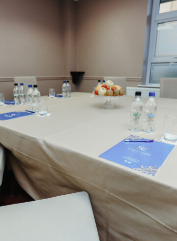 Down Suite Canal Court