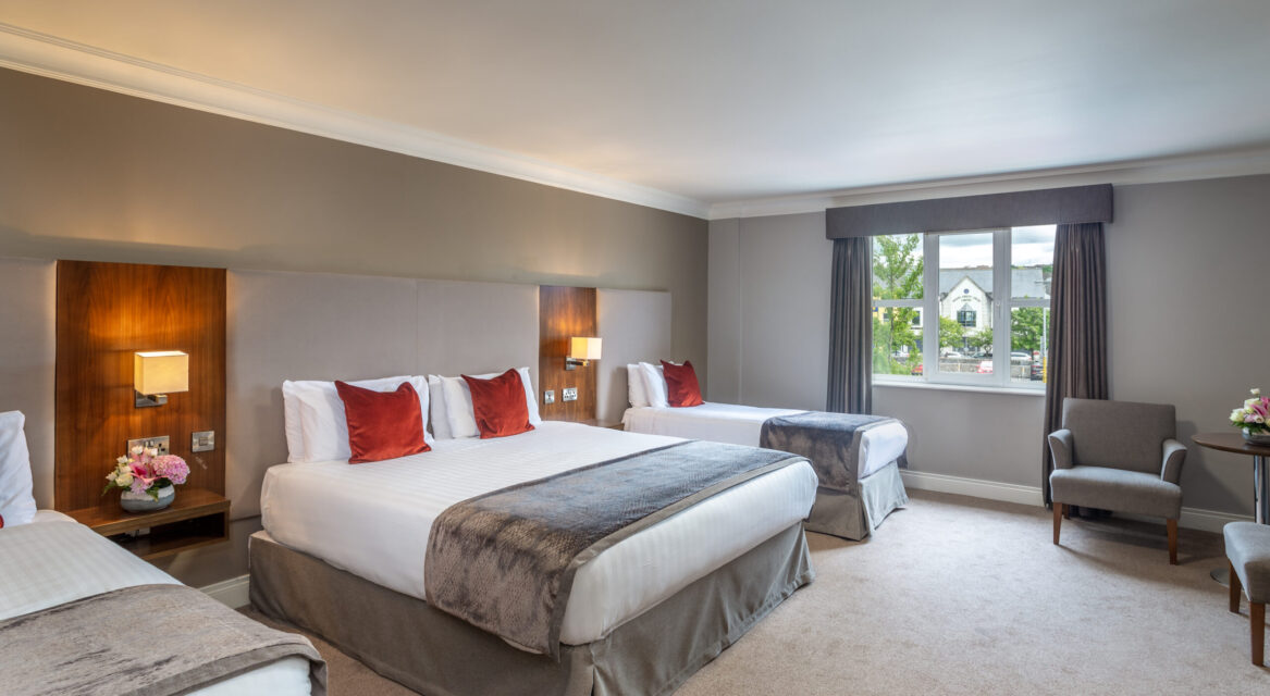 Family Room Canal Court Hotel